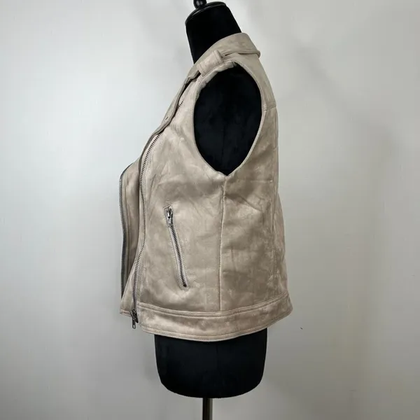 Philosophy Faux Suede/Leather Zip Front Vest‎ Size Small - Image 2