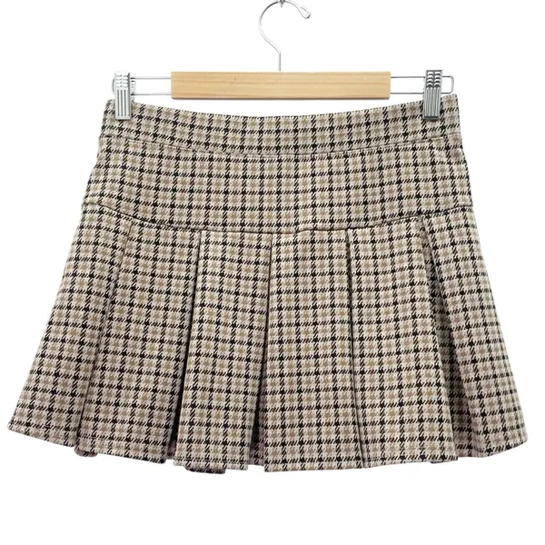 NWT American Eagle Plaid Pleated Low Rise Knit Skort Shorts Small Brown Tan NEW - Image 3