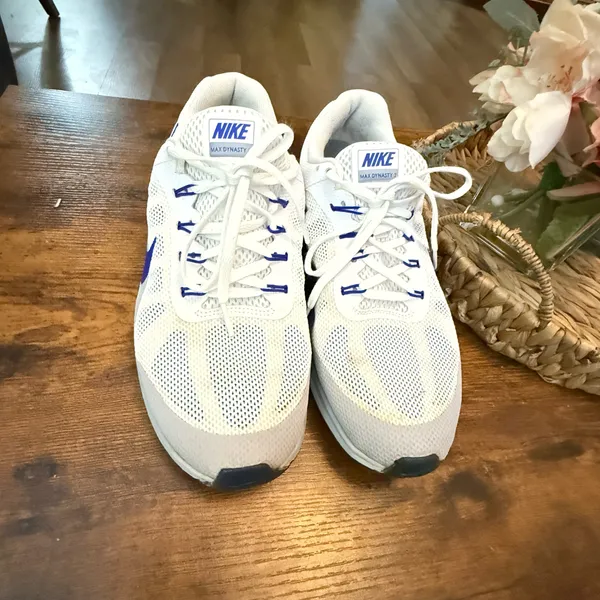 Nike AIR MAX DYNASTY 2 Running Shoes W Mens Shoes Size 9 - Image 2