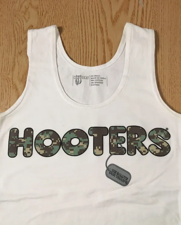 Hooters B43 Girl Worn Vintage Camo Uniform Tank Size XXS - Image 2