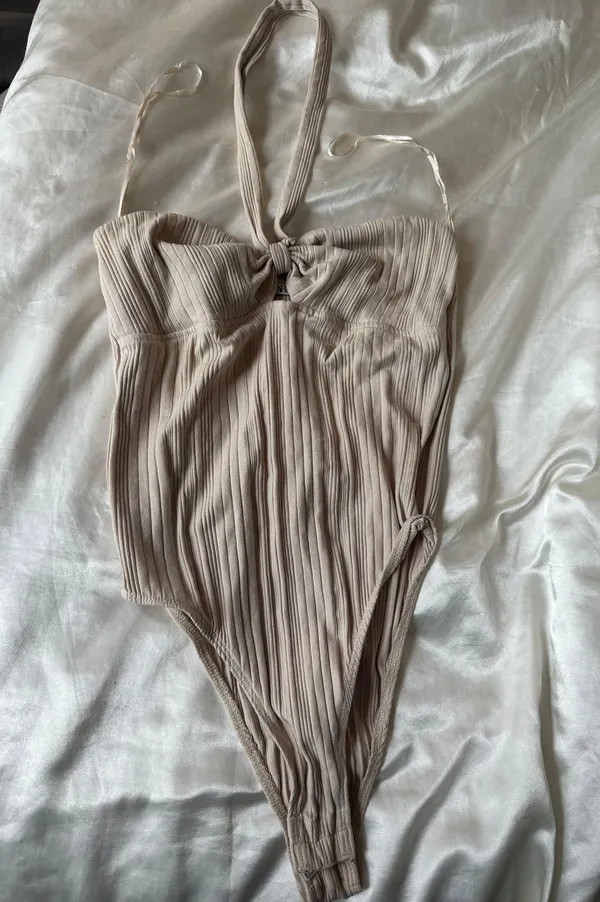 ZARA BODYSUITS | RIBBED HALTER BODYSUIT Sand - Image 6