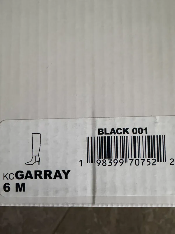 Calvin Klein Garry Leather Knee-High Pointed-Toe Boots in Black, Size 6, NEW - Image 7