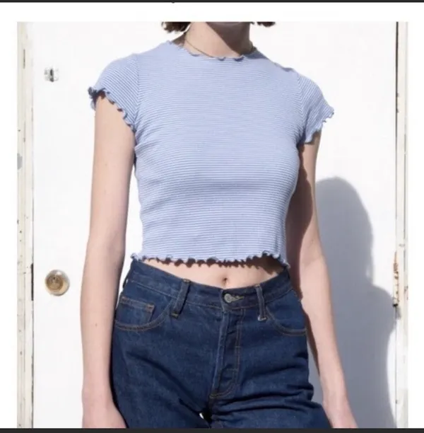 Brandy Melville Wynn Ruffle Short Sleeve Red Top - Image 9