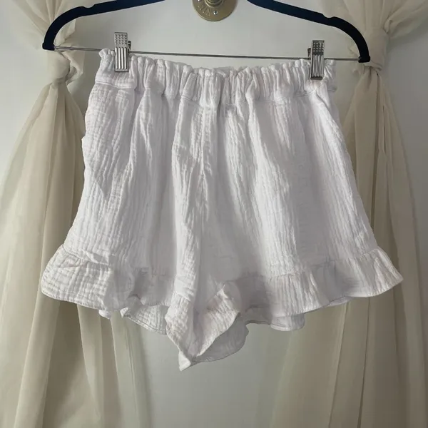 Joie Women's White Casual Lounge Elastic Waist Pull On Ruffle Hem Shorts Size XS - Image 3