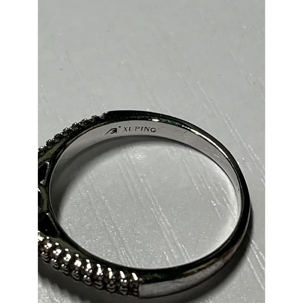 Halo‎ Ring Round Cut Cubic Zirconia Silver tone Size 9 - Image 7