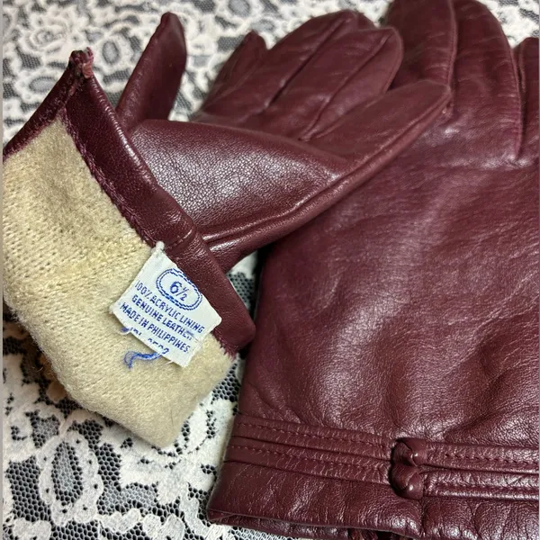 Wine color Leather Gloves size 6.5 - Image 4