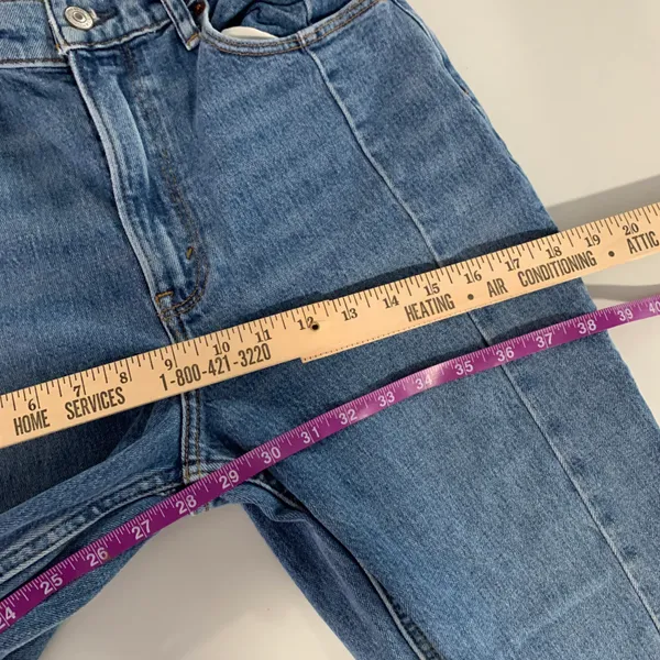 Abercrombie 28/6 Short 90s Straight High Rise Jeans Medium Wash Curve - Image 10