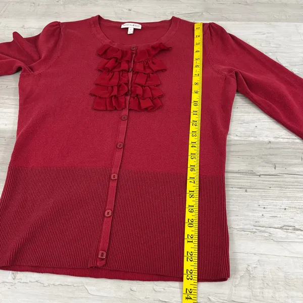 Fashion Bug Red 3/4 Sleeve Button Ruffle Accent Knit Pullover Sweater Small - Image 7