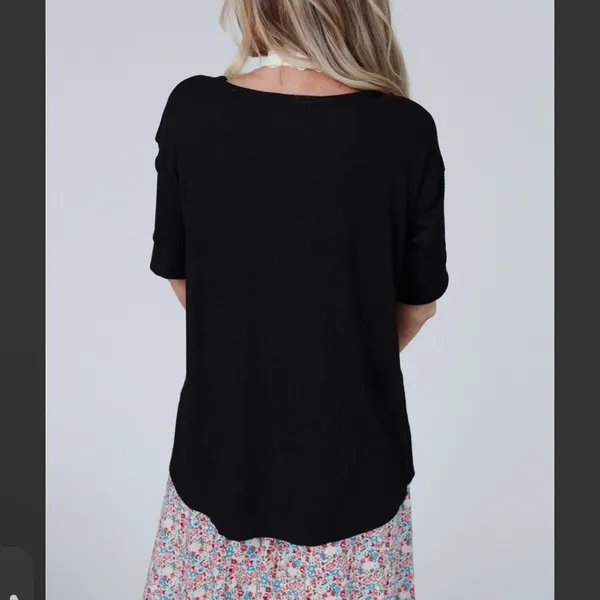 Three Bird Nest Leila Ribbed Henley oversized Top - Black - Image 2