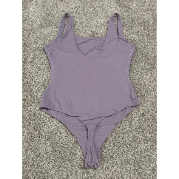 SKIMS Fits Everybody Square Neck Thong Bodysuit Sugar Plum Purple Size M - Image 6