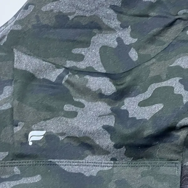 Fabletics on the go medium impact camo sports bra 2x - Image 4