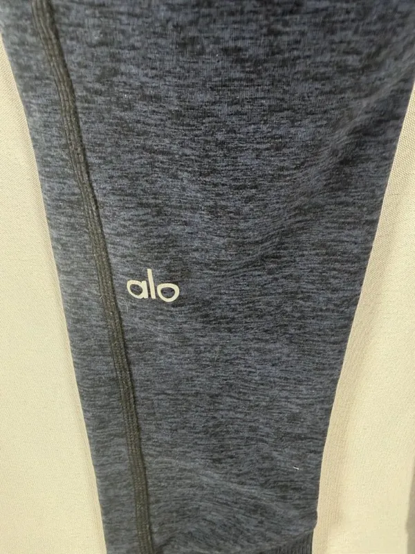 Alo Yoga leggings Blue/Black Size Small - Image 3