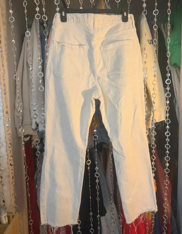 Universal Threads White Jeans Straight - Image 2