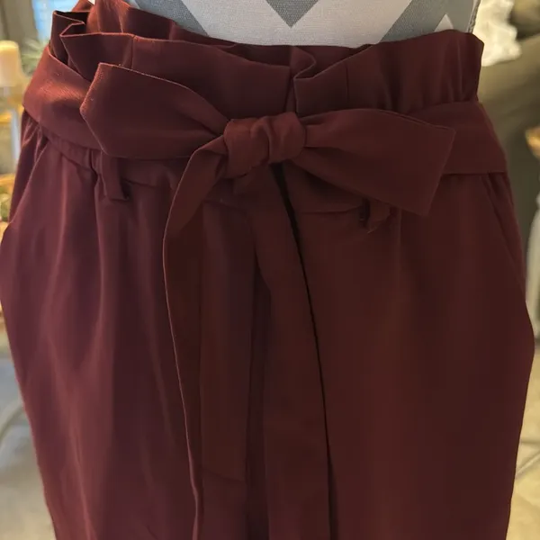 H&M Burgundy trousers - Image 2