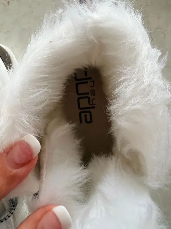 Hey Dude Fur White Lea - Image 5
