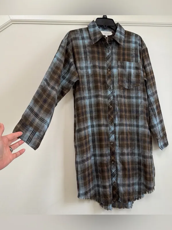 in february Mineral Wash Plaid Frayed Hem Shirt Dress Cotton Blend Size S NWT - Image 2