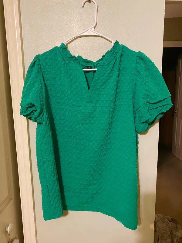 Kelly Green blouse Size L - Image 3