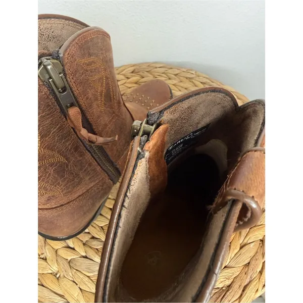 Ariat Dakota Ankle Boots Cowgirl Dakota Western Brown leather studded Booties - Image 6