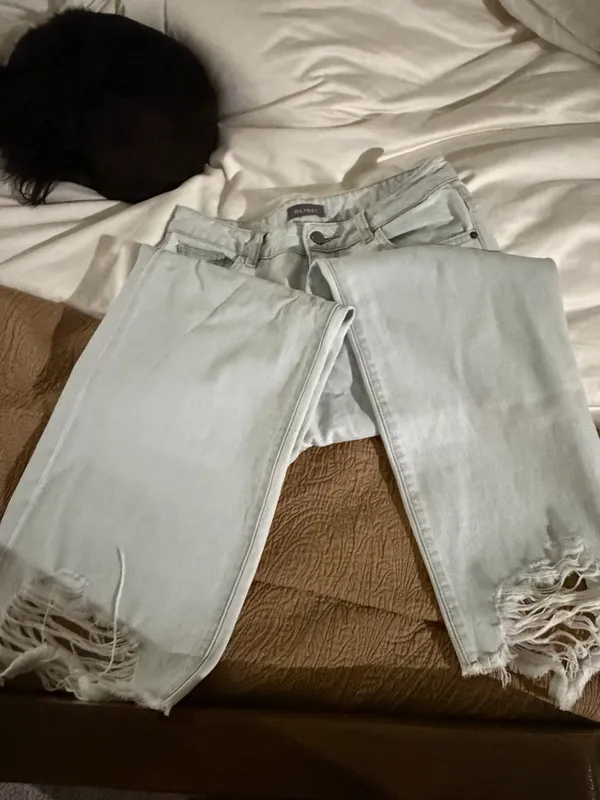 DL1961 Jeans - Image 2