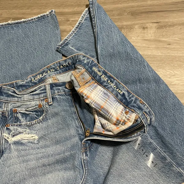 American Eagle Highest Rise 90s Flares Jeans - Image 5