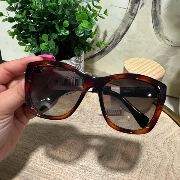 SALVATORE FERRAGAMO brown cat eye sunglasses 🦋 - Image 14