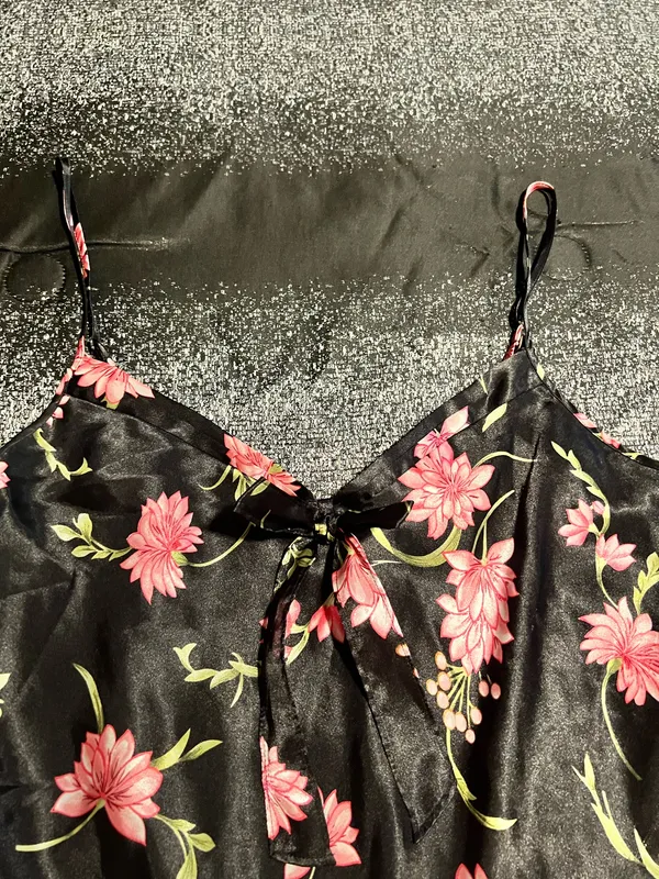Womens lg Morgan Taylor Intimates Black Satin Floral Slip Dress Nightgown - Image 3