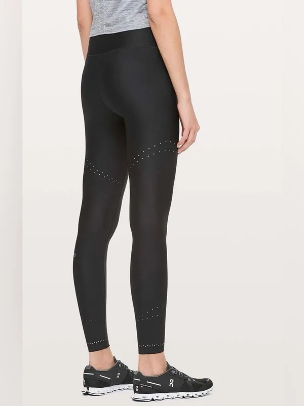 Lululemon Zoned In Tight *27" Black reflective detail cutouts size 4 W5BBNS - Image 3