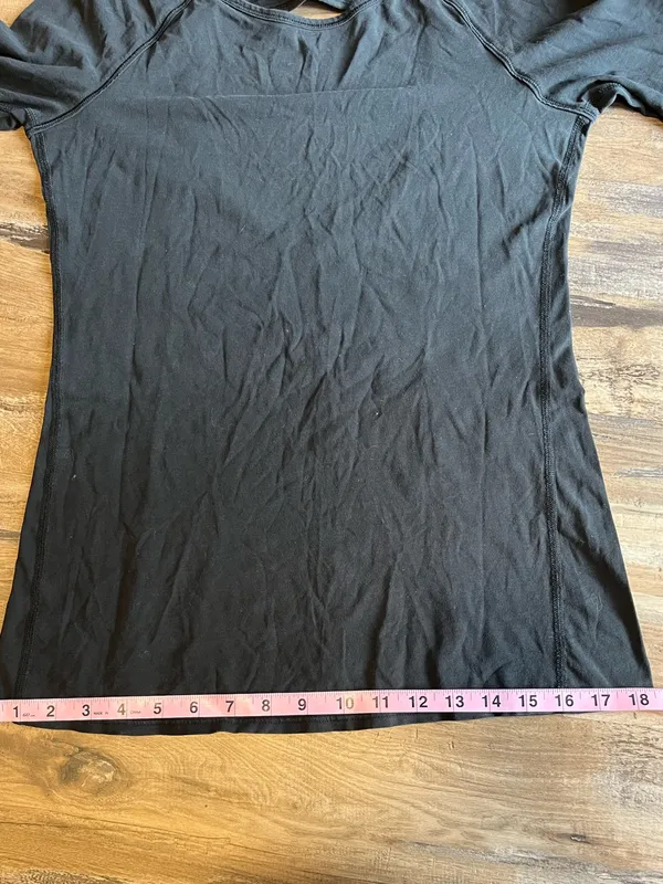Lululemon Physically Fit Long Sleeve Tee - Image 16