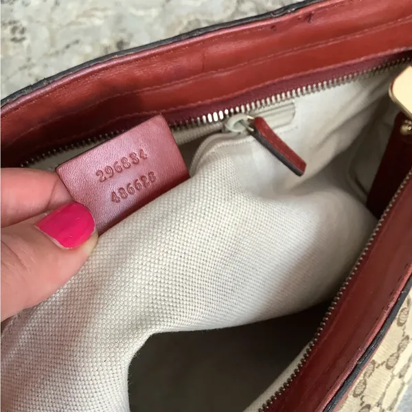 Authentic GUCCI canvas shoulder bag 🔥🔥 - Image 16