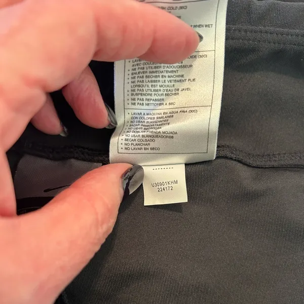 Nike Low-Rise Women’s Workout Pants 224172‎ Large (12-14) Black Yoga Running NWT - Image 10