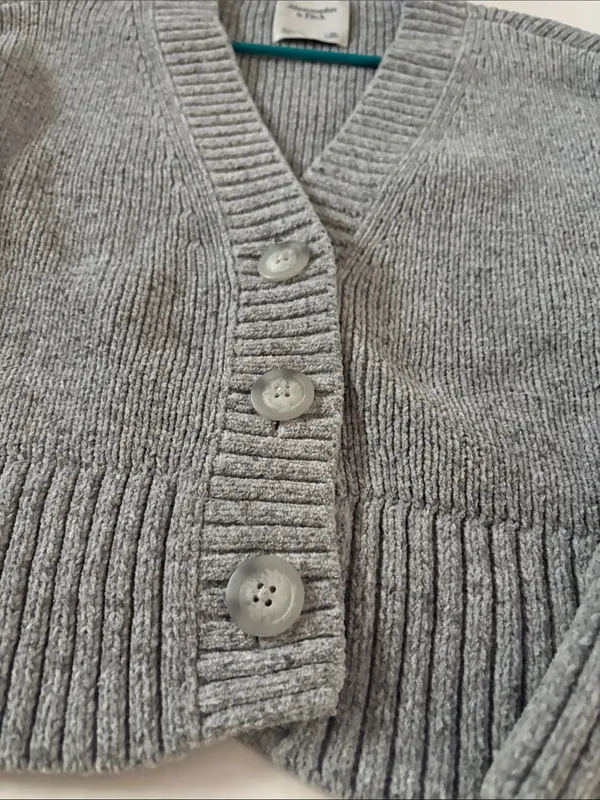 Abercrombie & Fitch Light Gray Knit Button Cardigan - Image 3