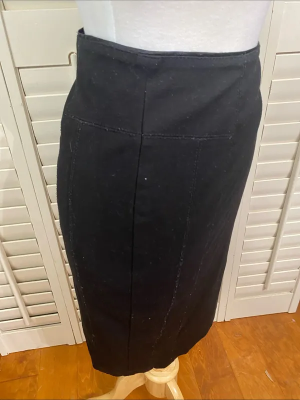 White House Black Market Black Pencil Skirt - Tailored Office Staple - Image 3