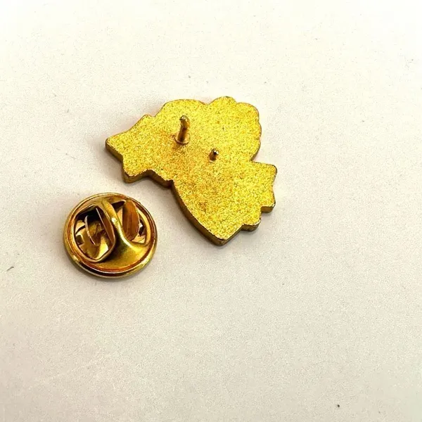 Gold tone angel pin - Image 5
