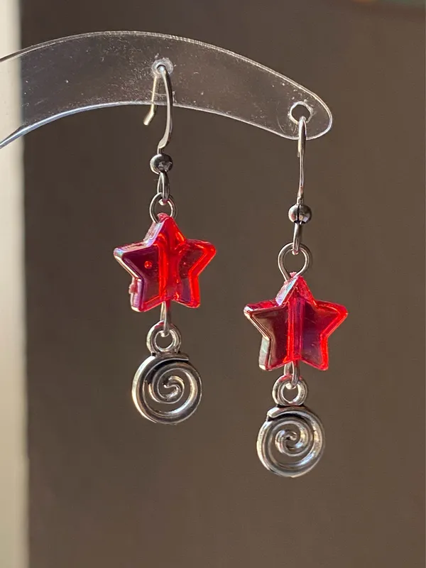 Handmade star & swirl dangle earrings⭐️❤️ - Image 5