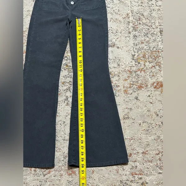 AMERICAN EAGLE High rise Flare corduroy jeans size 2 dark gray - Image 5