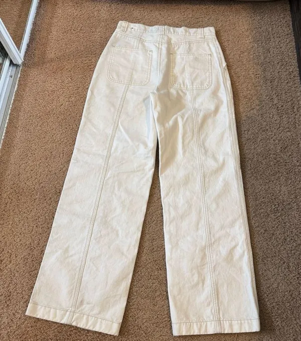 Abercrombie & Fitch White Cargo Style Pants - Image 6