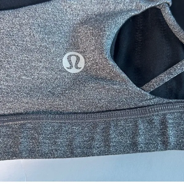 Lululemon Tied To It Sports Bra in Heathered Black Size 4 - Image 7