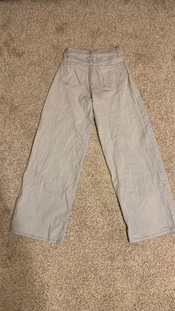 SO Baggy Light Washed Jeans - Image 2