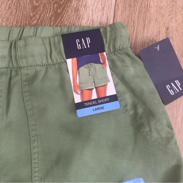 NWT Gap Tencel Short Size Large Loden Frost - Image 4