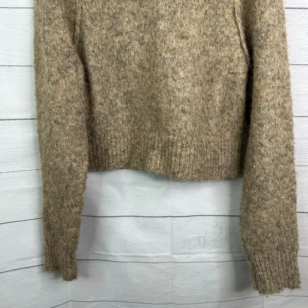 American Eagle Bow Brown Fuzzy Cable Knit Cropped Sweater Cottagecore Academia M - Image 6