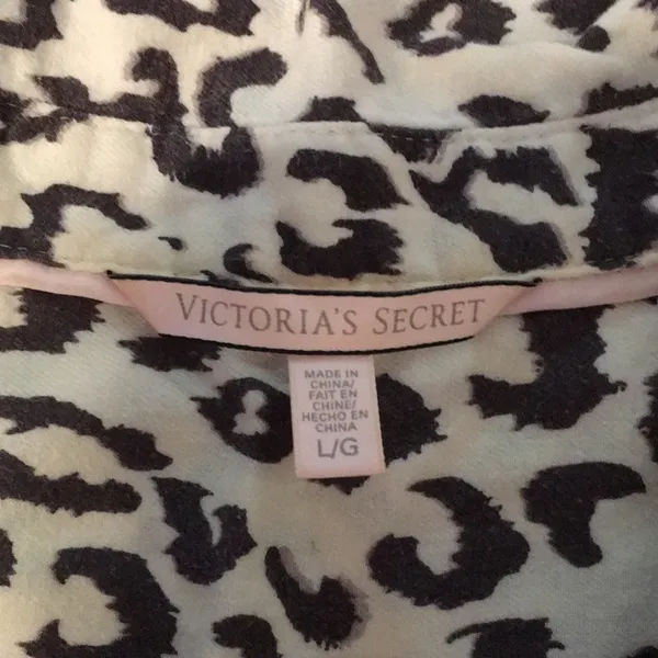 Victoria's Secret Animal Print Pajama Gown 3/4” or Long Sleeves Size Large - Image 6