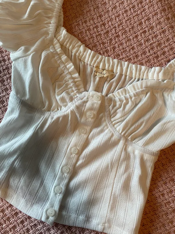 Grey Bandit White Top - Image 3