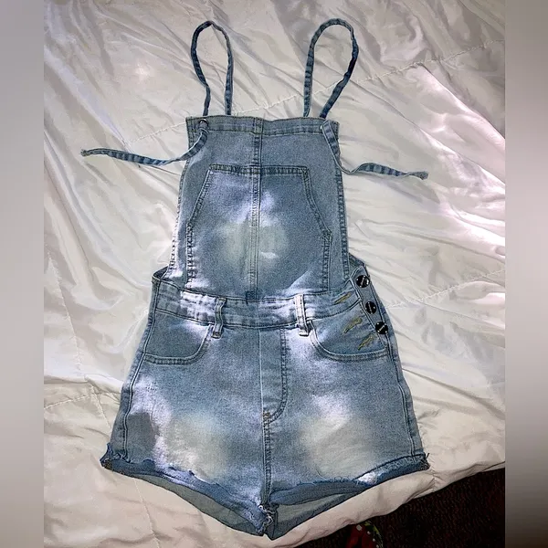 Size xs Light-wash Jean Style Romper Outfit - Image 8