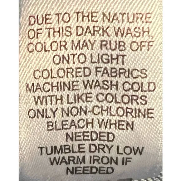 Maurices Women's Ripped Jeans Flared Hems Size 11/12 Long 31 1/2" Inseam x 16"‎ - Image 4