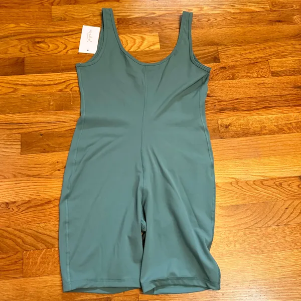 Isabel by Ingrid+Isabel Maternity Women XS Sage Green Unitard Shorts Stretch New - Image 5