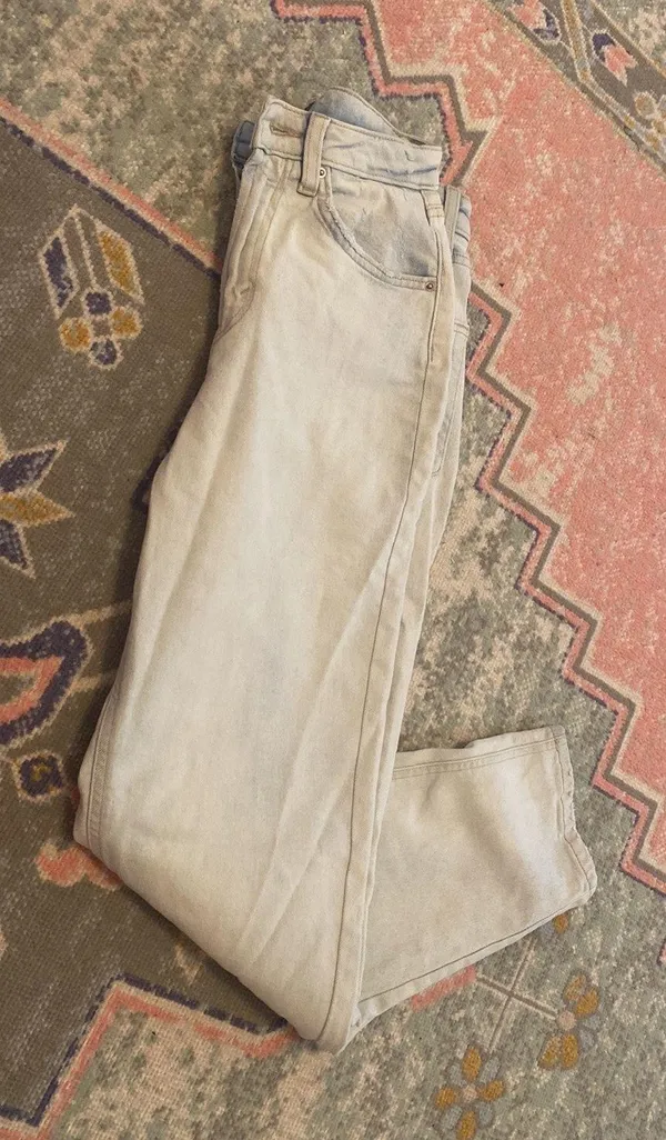 Light Washed Jeans Size 2 - Image 2