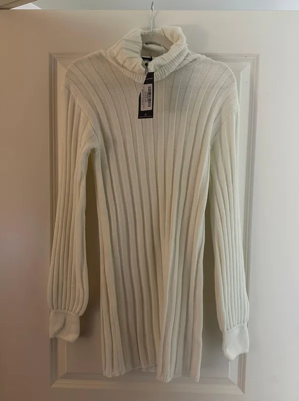 Pretty Little Thing White Sweater Dress - Image 2