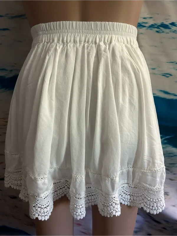 Aeropostale Women’s White Crochet Hem Mini Skirt SZ XS - Image 4