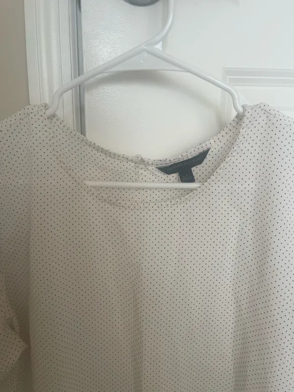 Banana Republic Top Women’s L P - Image 4