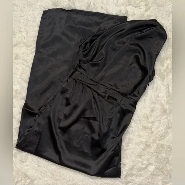PETAL & PUP NADIA One-Shoulder Satin Maxi Dress Black 14 NWOT - Image 8